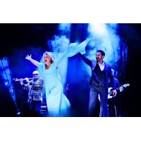 Антон и Виктория Макарские Живой Концерт (2026-04-21) Антон и Виктория Макарские Живой Концерт (2026-04-21)